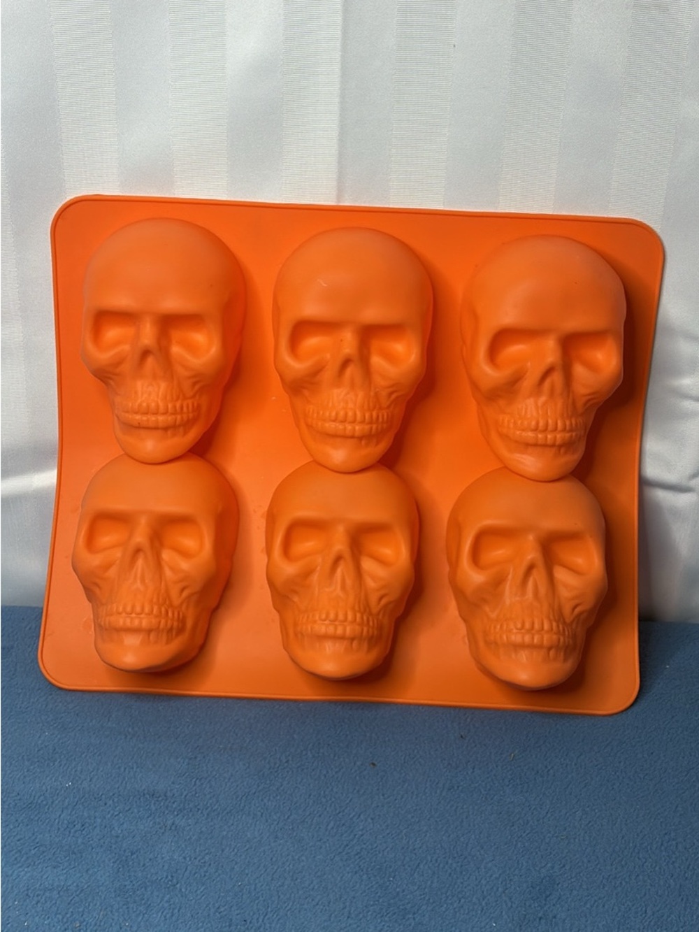 Orange Skull Silicone Mold Tray - 6 Cavity